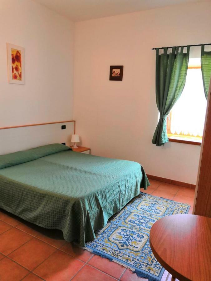 Affittacamere Da Silvia Santa Barbara  ภายนอก รูปภาพ